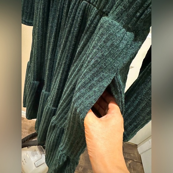 Bloomchic Plus Size XL Solid Pocket Rib Knit Ruffle Hem Dress Without Belt - Picture 4 of 5